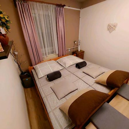 Kata Vendeghaz Apartment Satoraljaujhely Luaran gambar