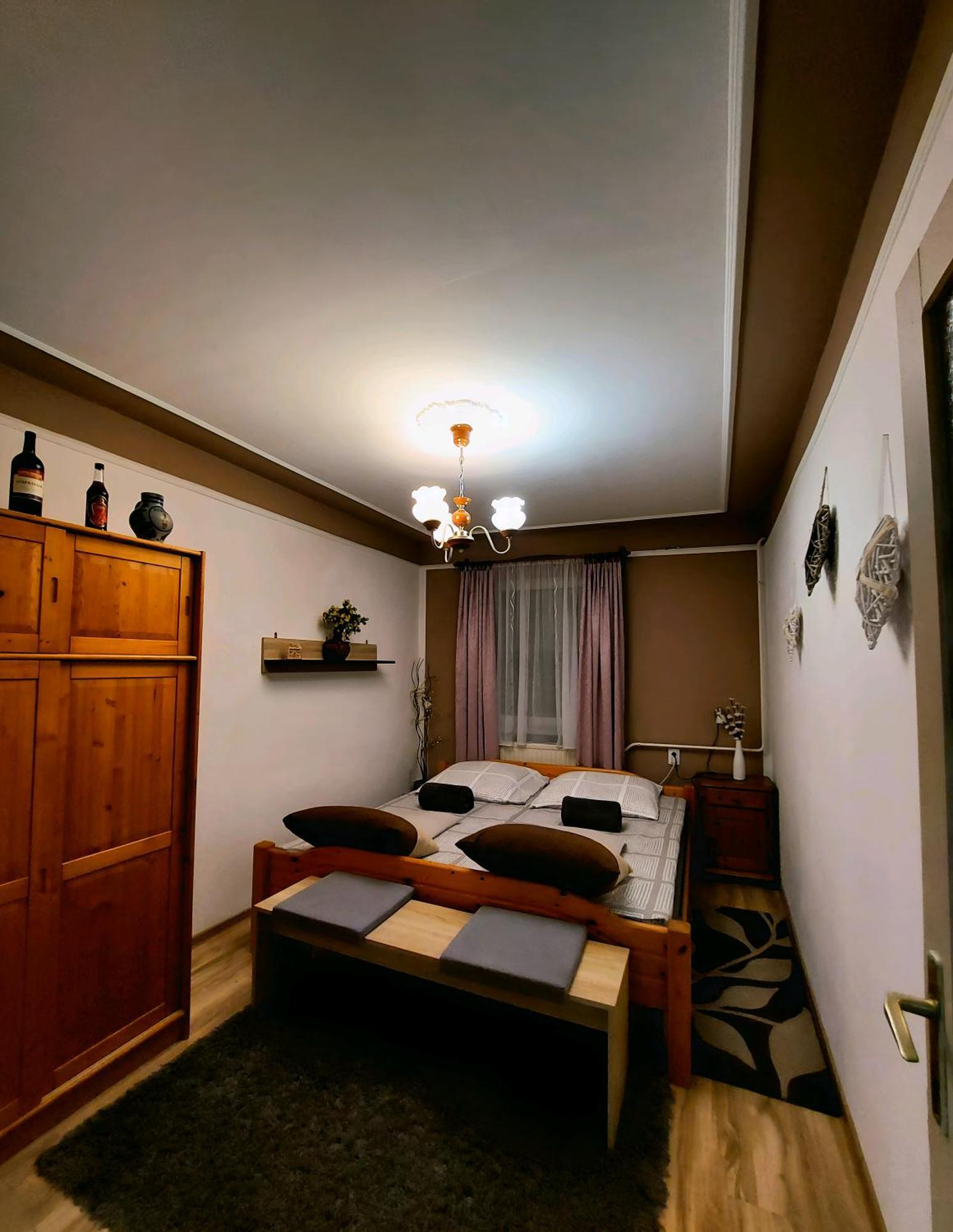 Kata Vendeghaz Apartment Satoraljaujhely Luaran gambar